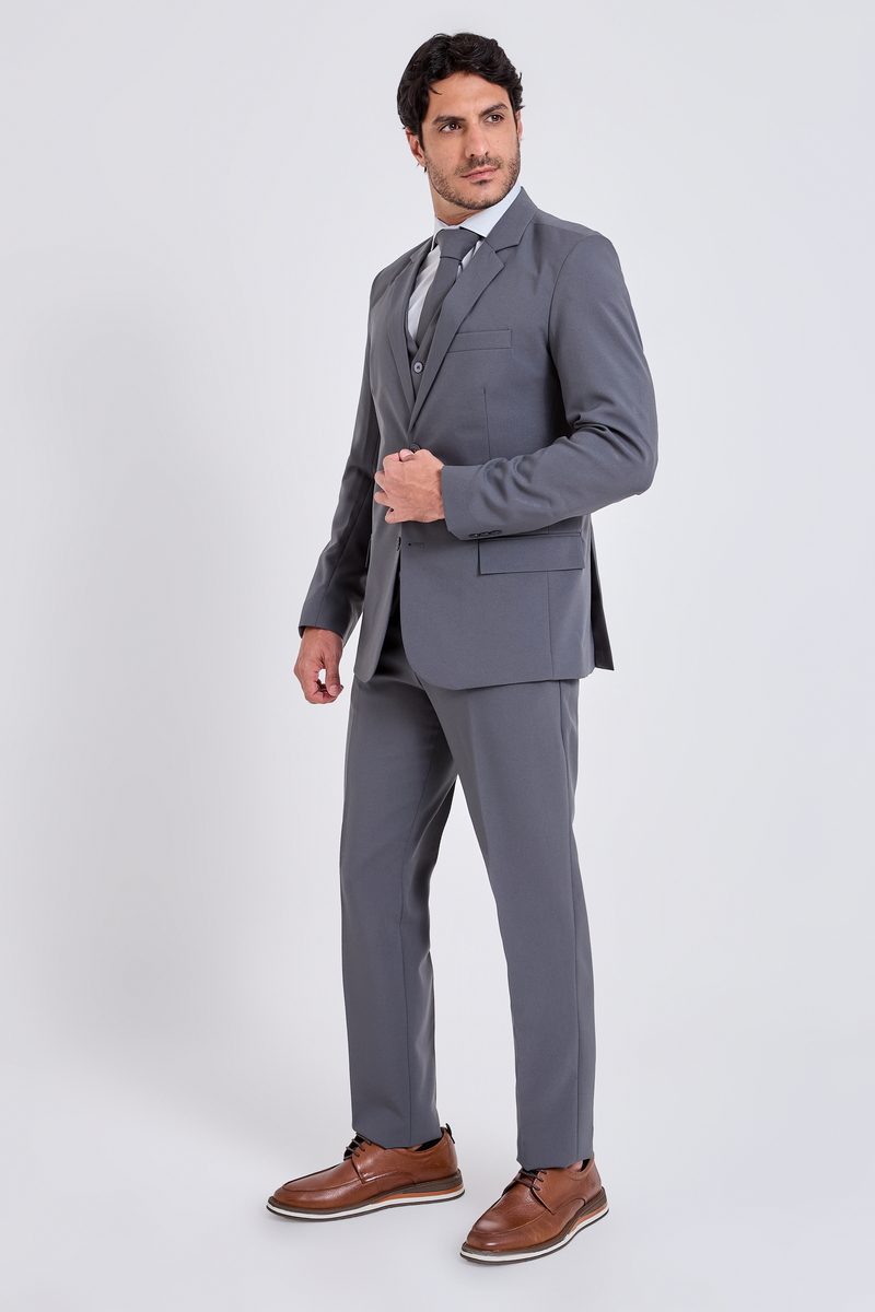Terno cinza masculino